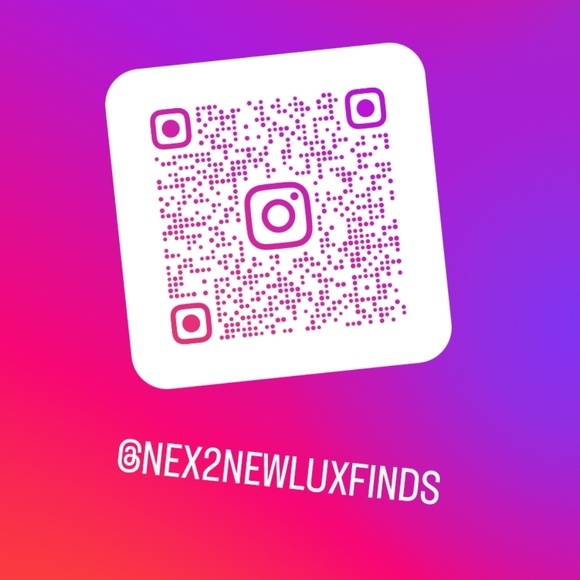 Meet your Posher, Andrea - Picture 2 of 2